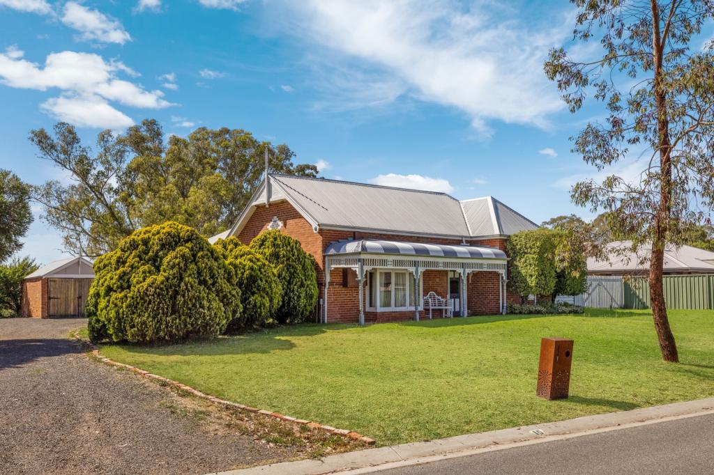 15 Clydebank Ct, Strathfieldsaye, VIC 3551