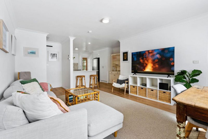 3/21 Darrambal St, Surfers Paradise, QLD 4217
