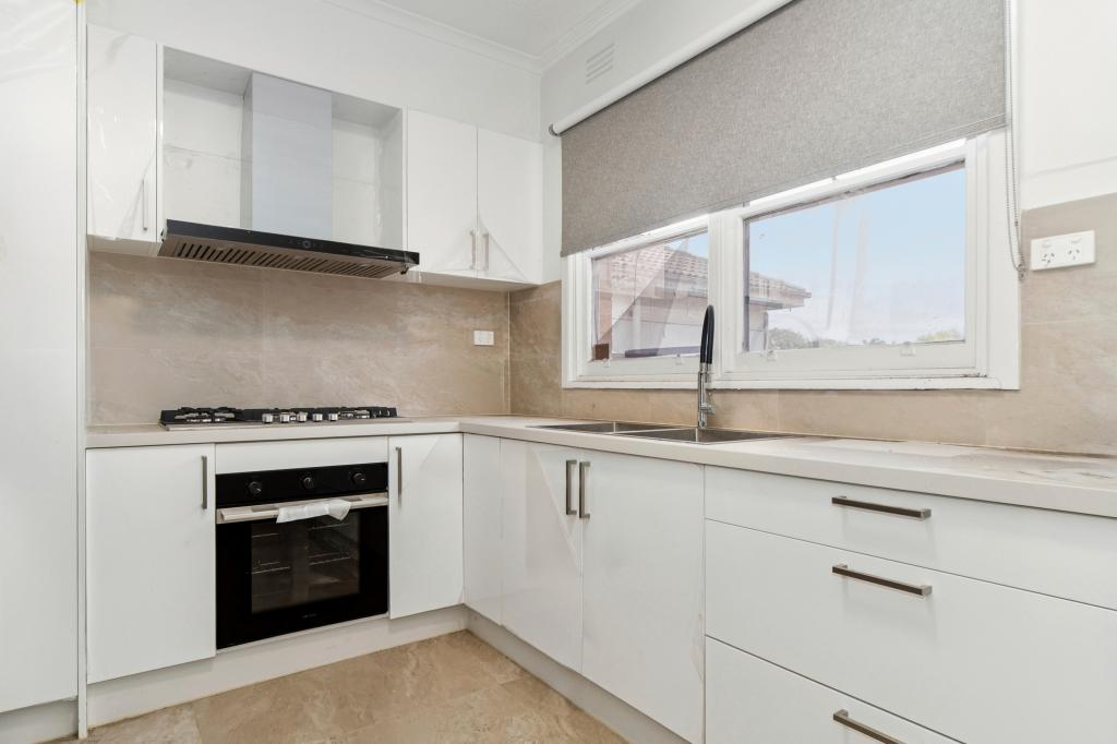 8 Mereweather Ave, Frankston, VIC 3199