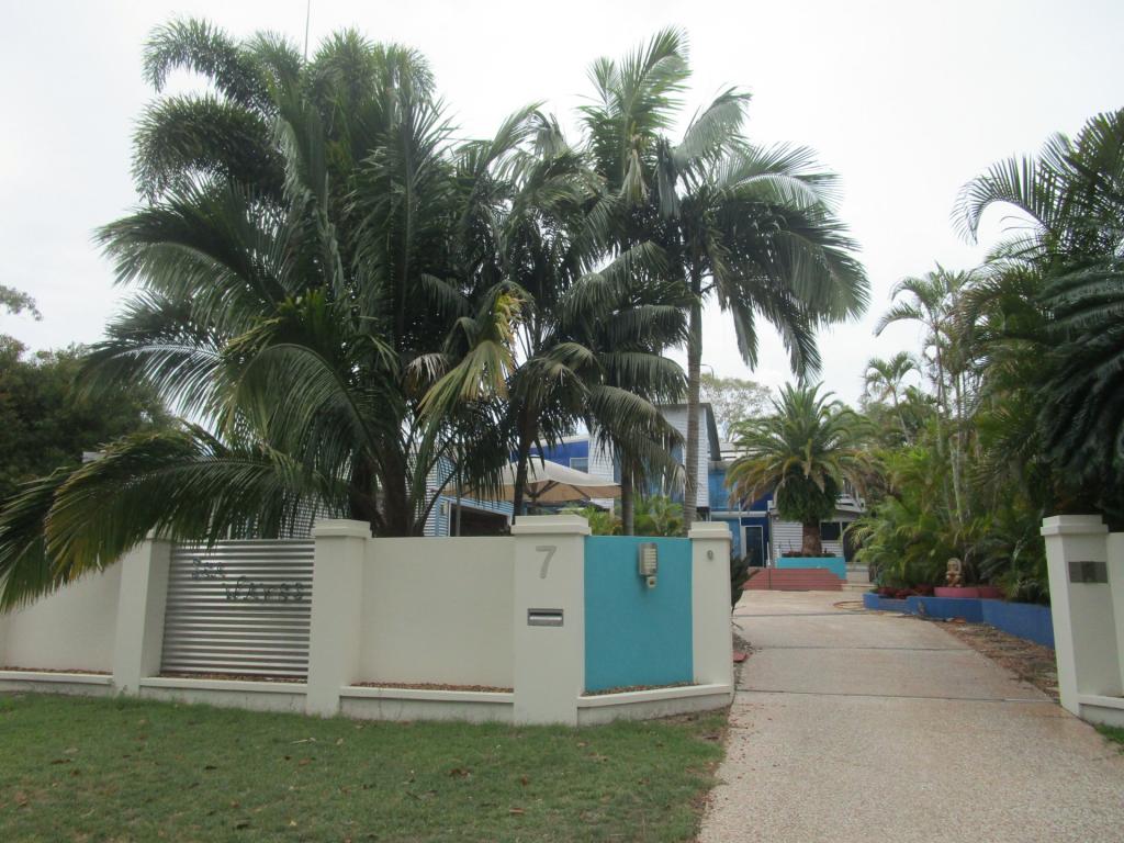 7 The Boulevarde, Bongaree, QLD 4507