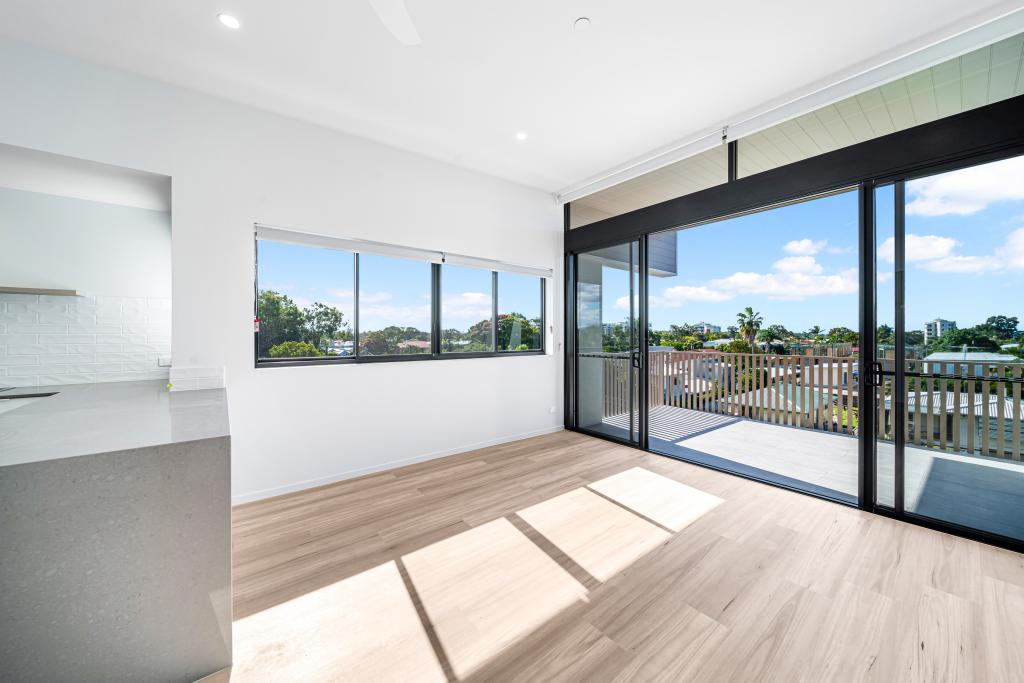 2/14 Norman Ave, Maroochydore, QLD 4558