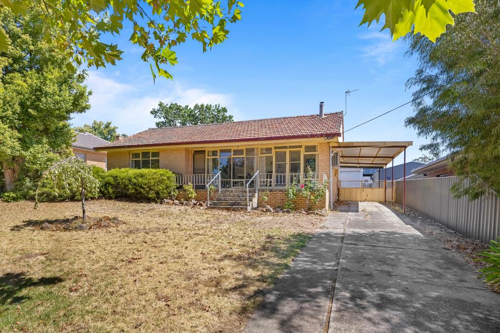 32 Barkly St W, Ararat, VIC 3377