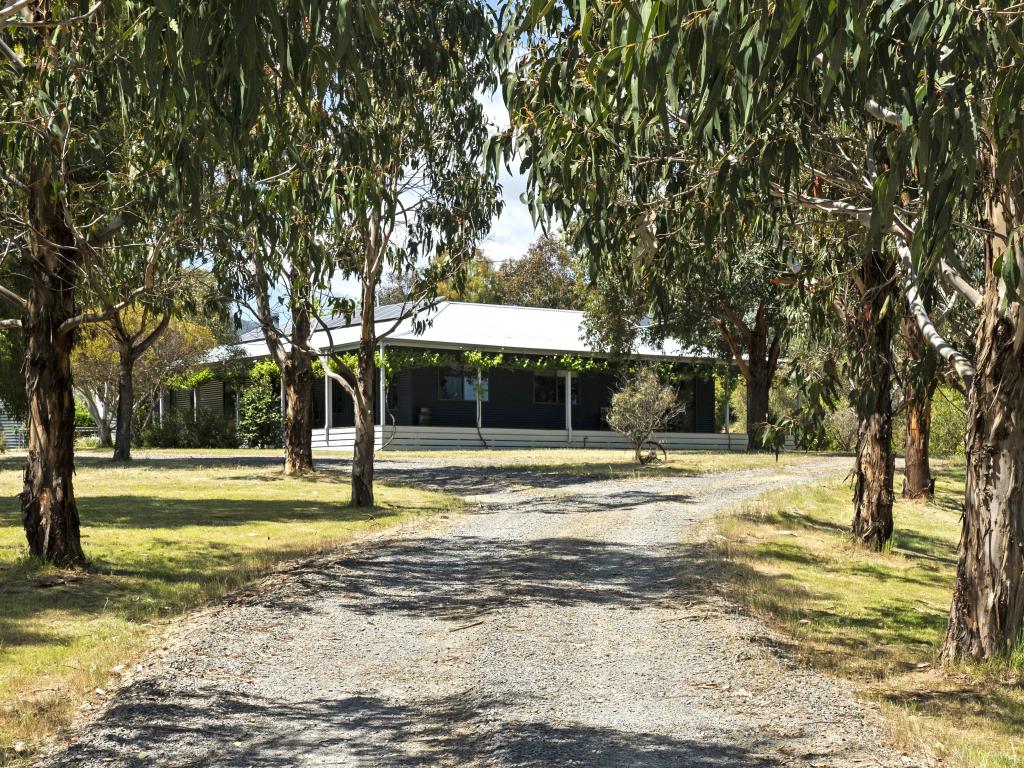 59 Sandy Creek Rd, Barjarg, VIC 3723