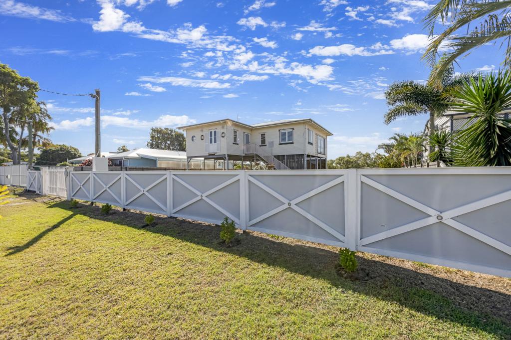 9 Kindt St, Moore Park Beach, QLD 4670