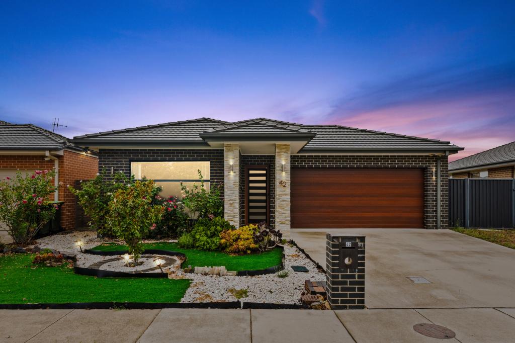 42 Wallabalooa St, Ngunnawal, ACT 2913