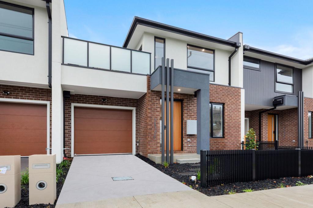 207b Carinish Rd, Clayton, VIC 3168
