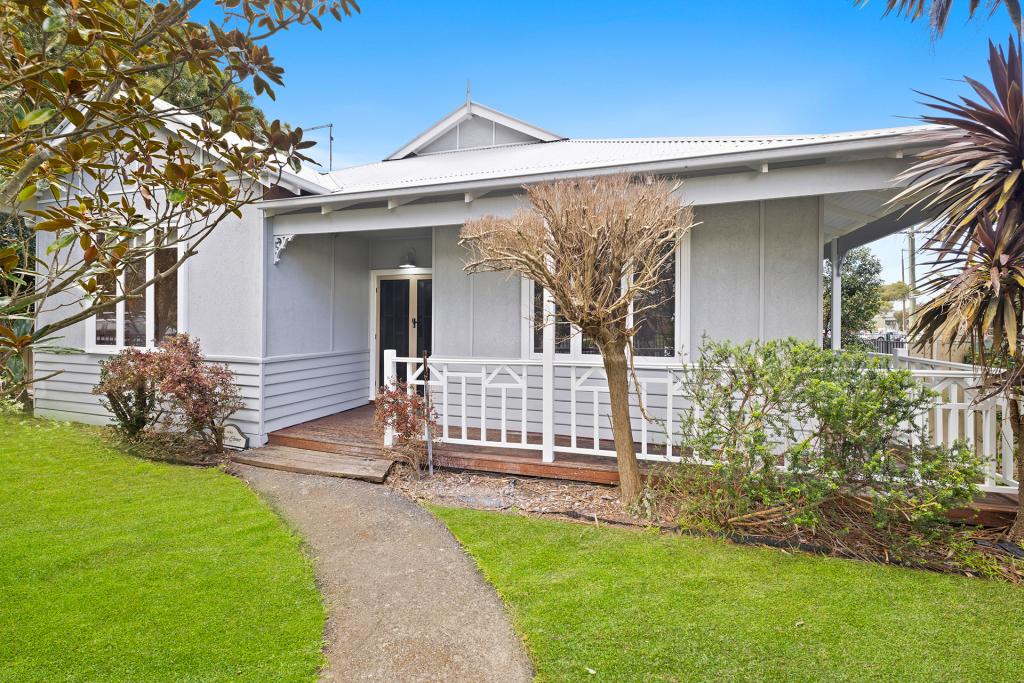 70 Woods St, Beaconsfield, VIC 3807