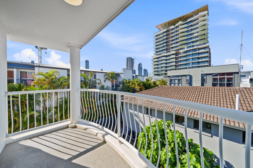 36/7-17 PURLI ST, CHEVRON ISLAND, QLD 4217