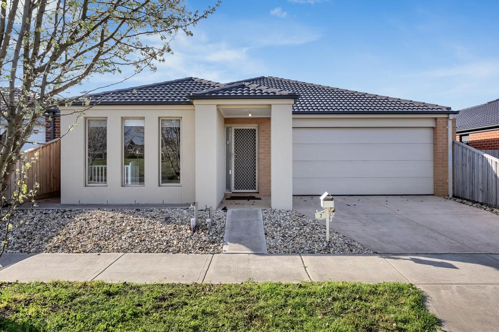 7 ARLINGTON PARK PDE, MICKLEHAM, VIC 3064