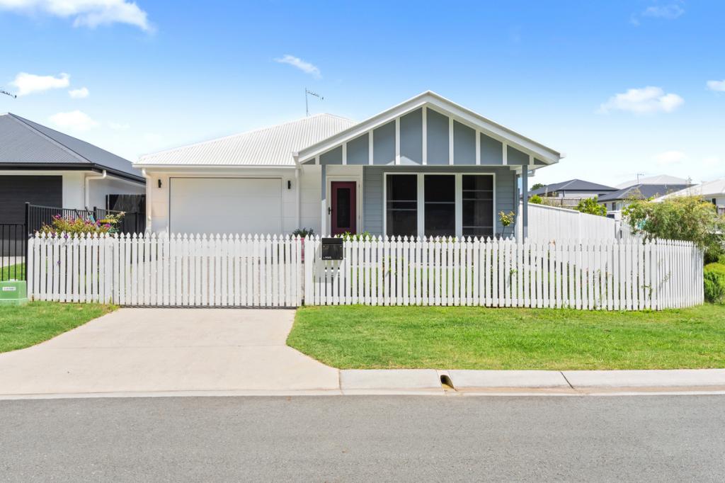 5 Zenith St, Glass House Mountains, QLD 4518