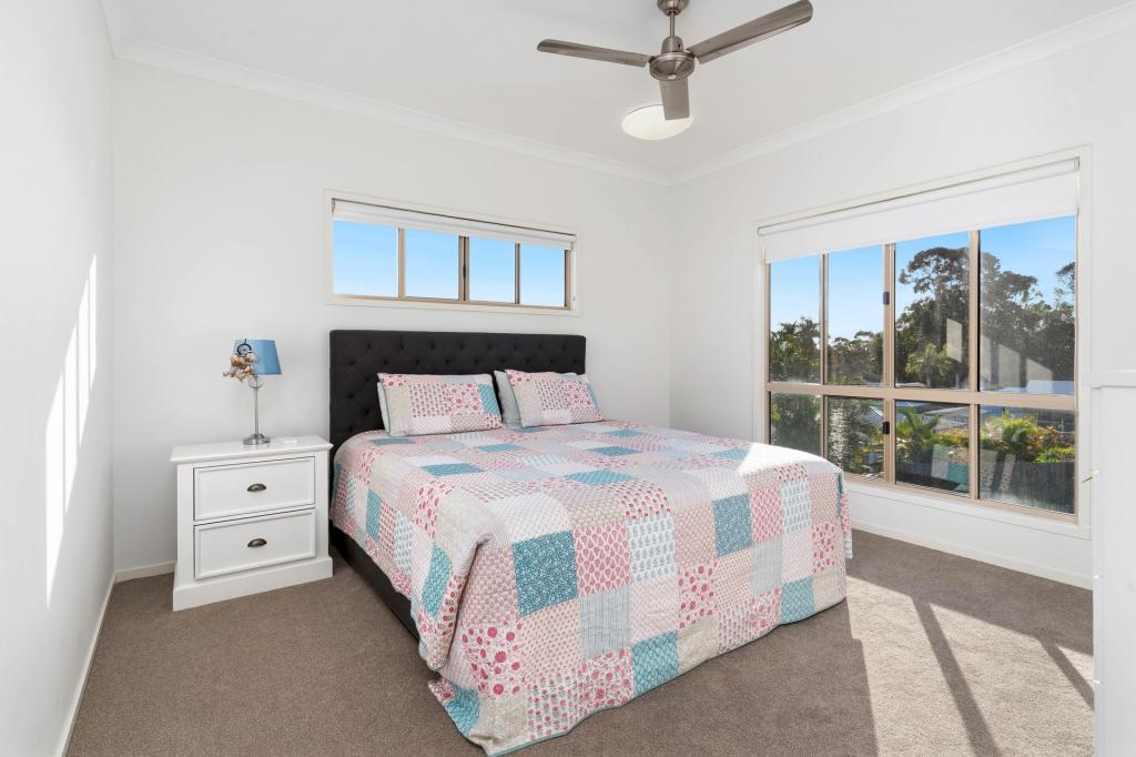 41 Rosewood Dr, Norman Gardens, QLD 4701