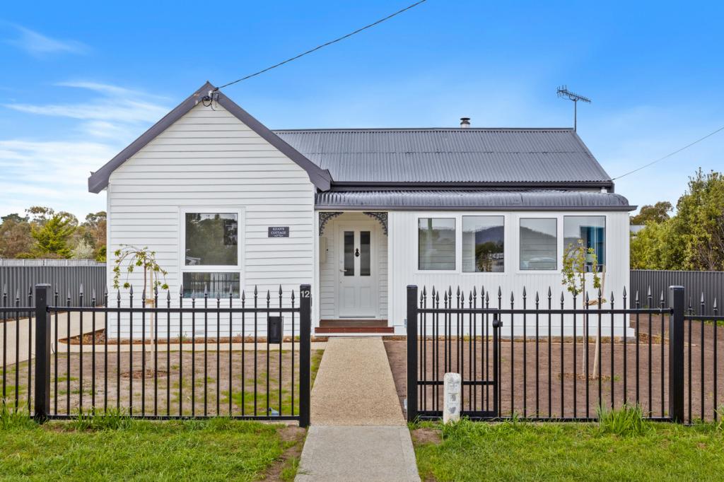 12 Charles St, Triabunna, TAS 7190