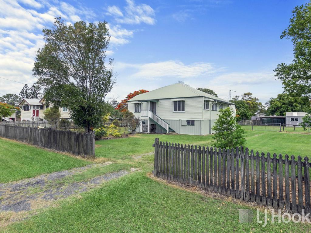 8 Blackbourn St, Granville, QLD 4650