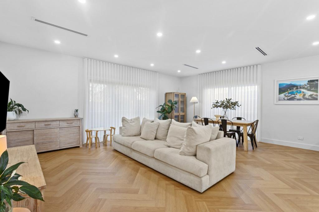 2/27 Pembroke Dr, Somerville, VIC 3912