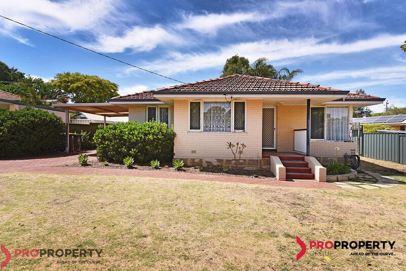52 Nanovich Ave, Girrawheen, WA 6064