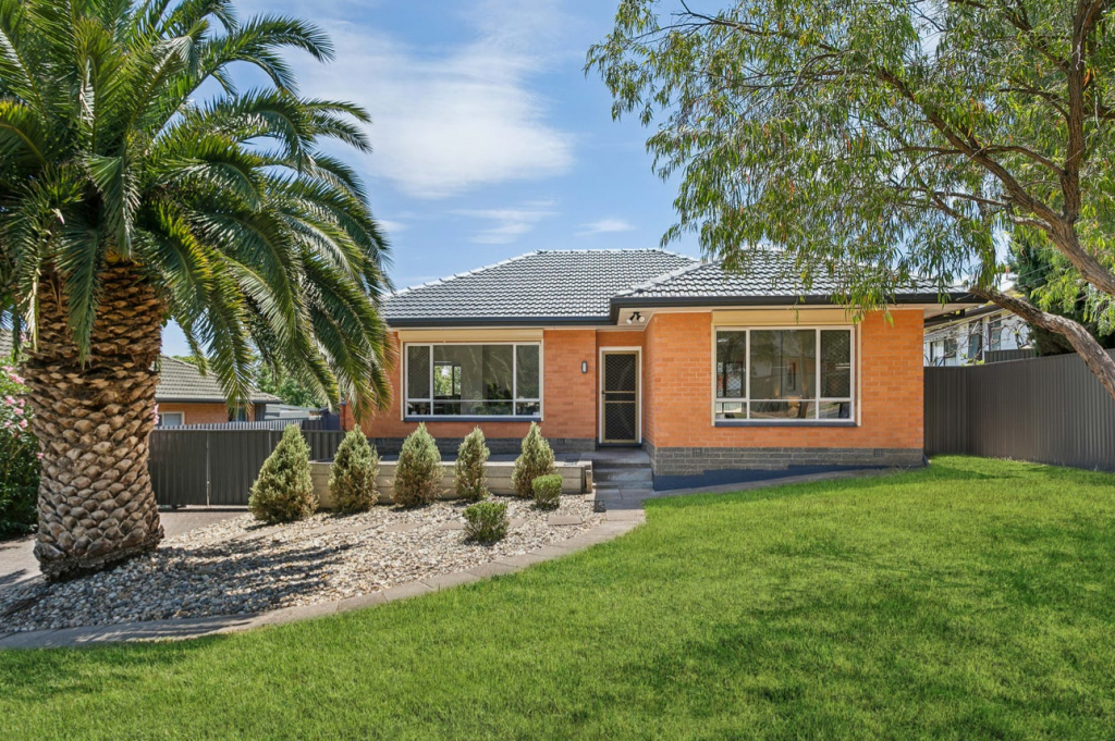 38 Goodall Rd, Para Hills, SA 5096