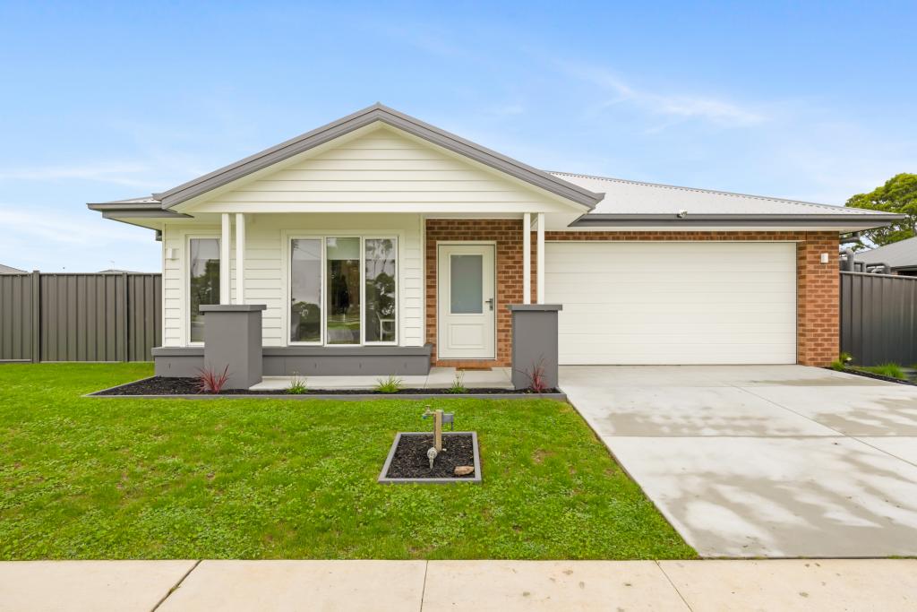 5 Redbank Rd, Stratford, VIC 3862
