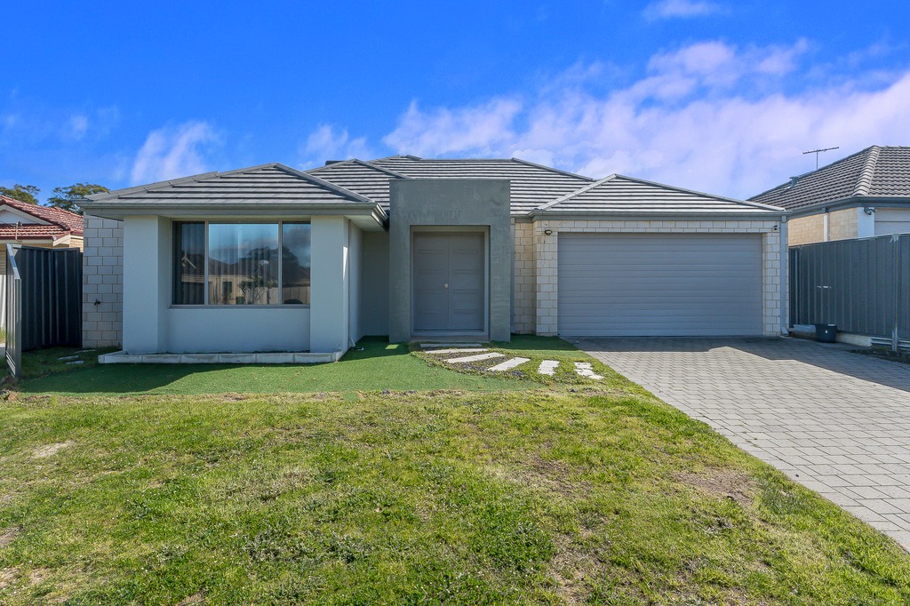 56a Russell St, East Cannington, WA 6107