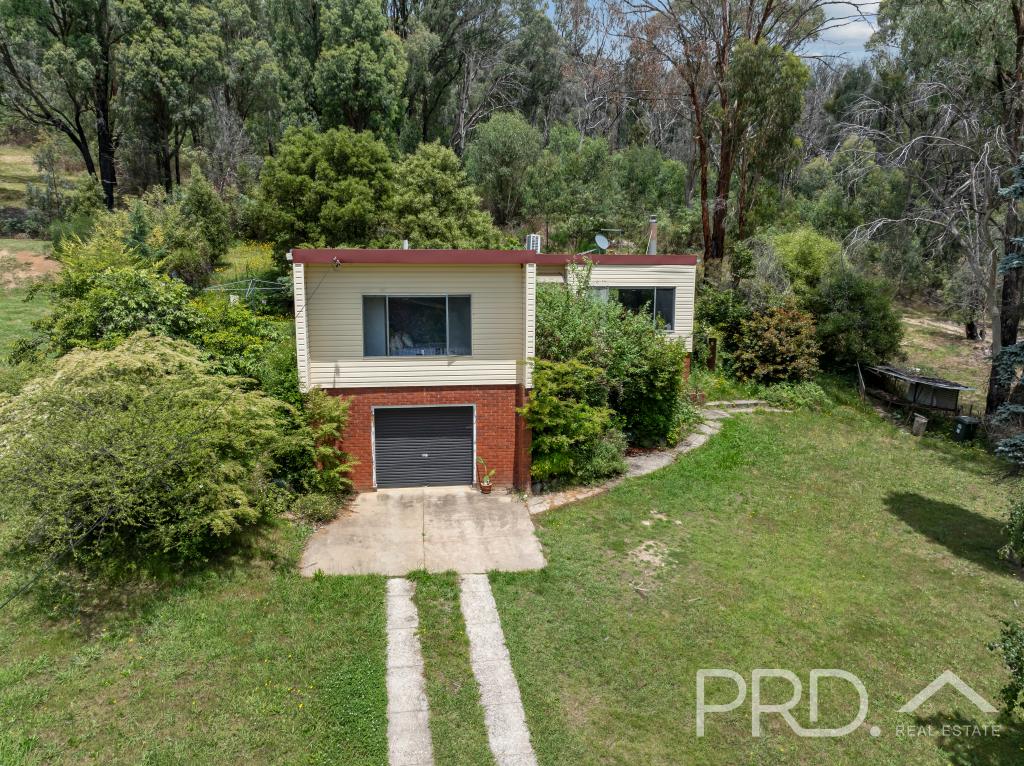 8 Eurabbie St, Batlow, NSW 2730