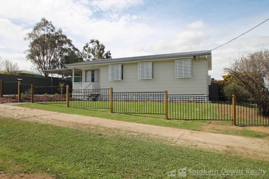 144 Dragon St, Warwick, QLD 4370