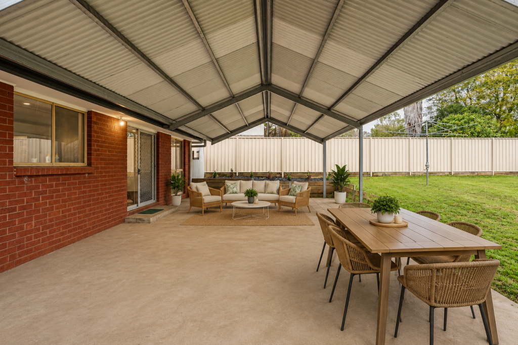 14 Hauteville St, Thurgoona, NSW 2640