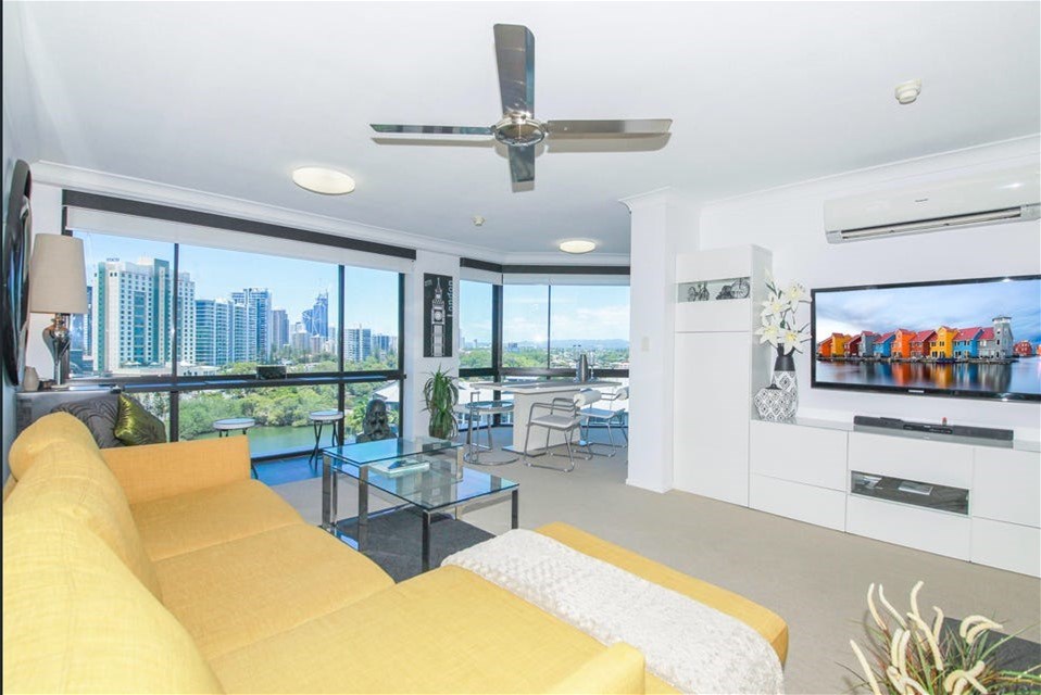 70 Remembrance Dr, Surfers Paradise, QLD 4217