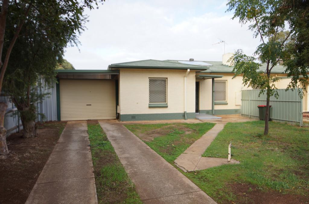 17 Stocklinch Cres, Davoren Park, SA 5113