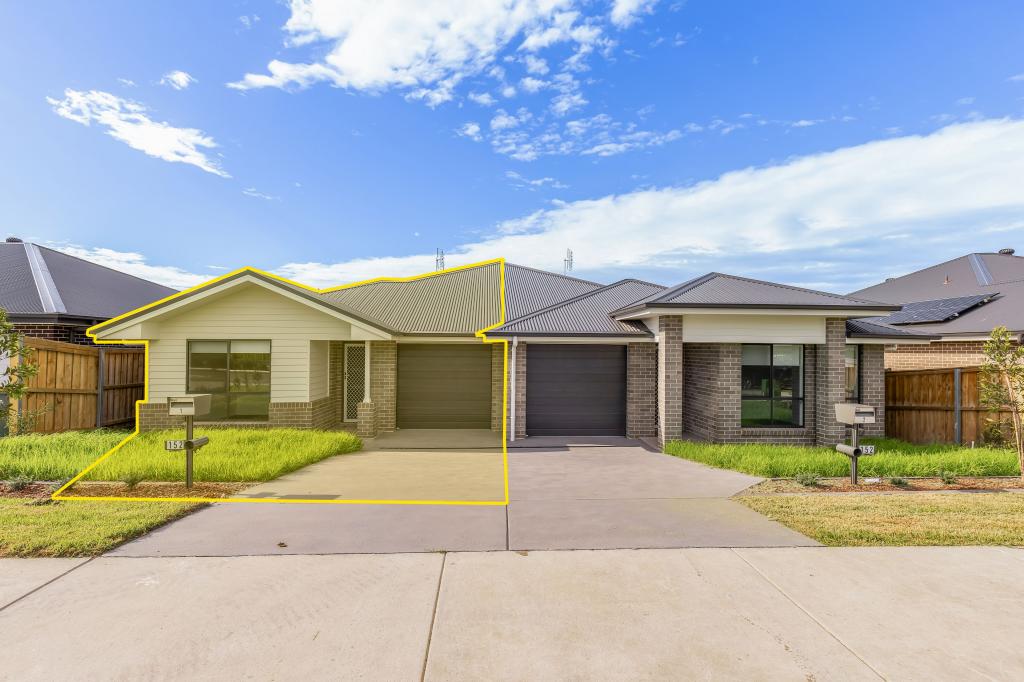 1/152 Settlers Bvd, Chisholm, NSW 2322