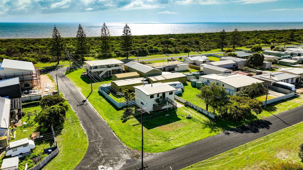 22 Seaview Dr, Pinks Beach, SA 5275