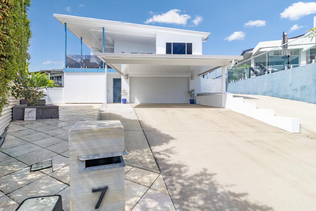 7 Horizon Ct, Nikenbah, QLD 4655