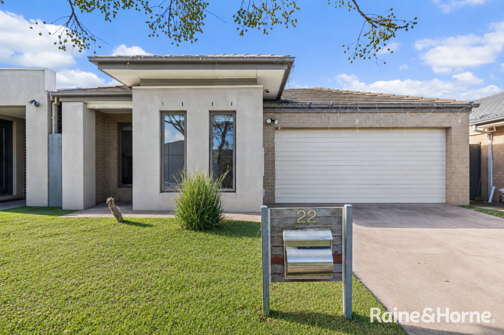 22 Lombard St, Roxburgh Park, VIC 3064