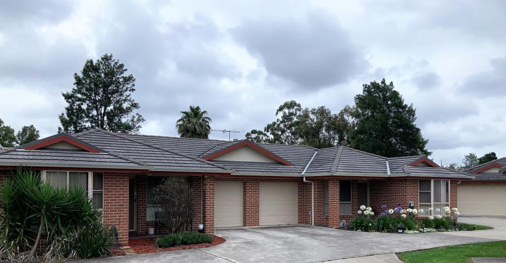 2/4 Wyndham St, Greta, NSW 2334