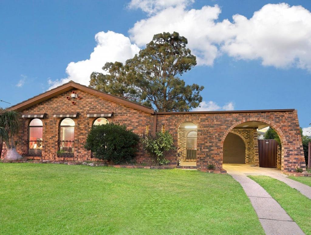 14 WHITTIER ST, QUAKERS HILL, NSW 2763