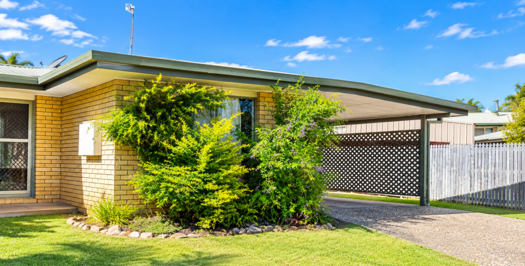 2/4 Hatte St, Norman Gardens, QLD 4701