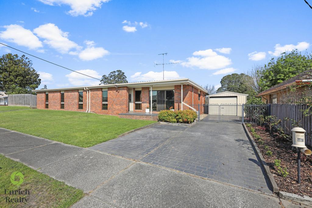 19 Shanahan Pde, Newborough, VIC 3825