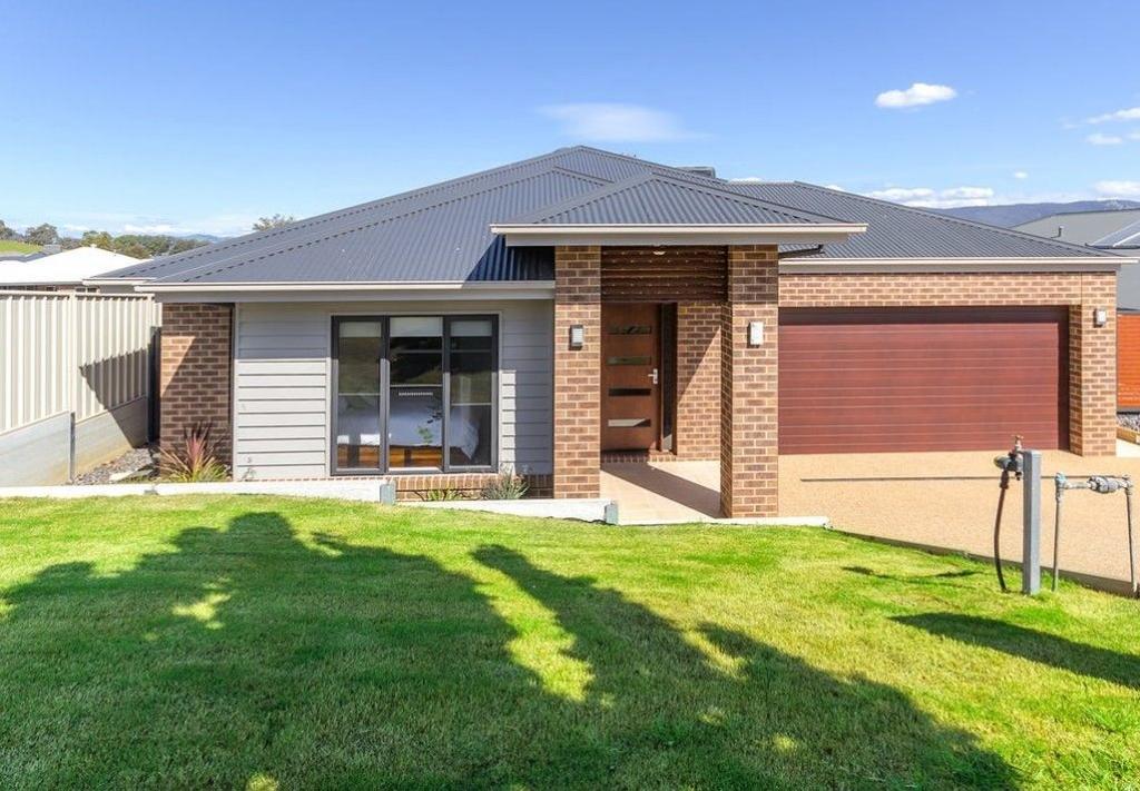 17 Dempster Pl, Leneva, VIC 3691