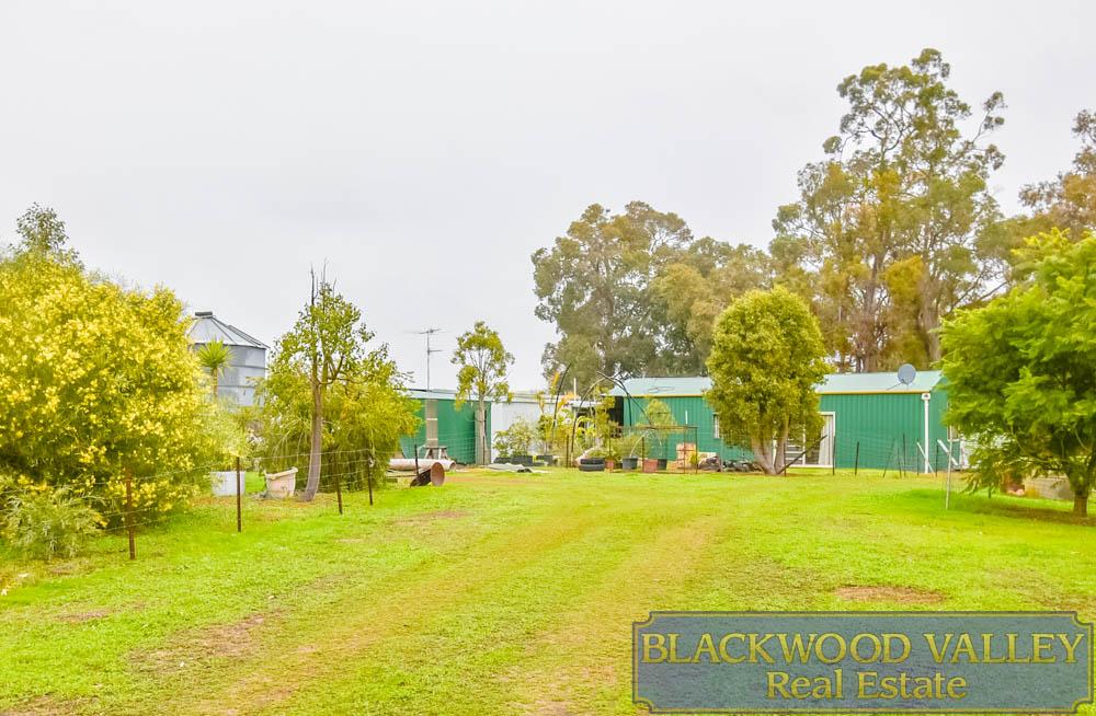 5986 Donnybrook-Boyup Brook Rd, Benjinup, WA 6255