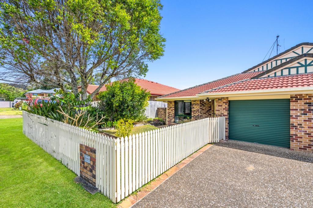 2/11 Janal Pl, Currumbin Waters, QLD 4223