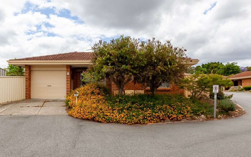 13/99 Owtram Rd, Armadale, WA 6112