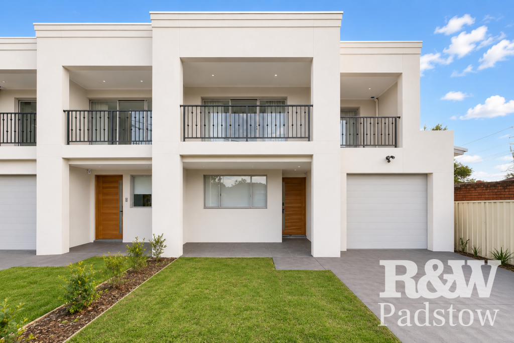 2a Gowlland Pde, Panania, NSW 2213