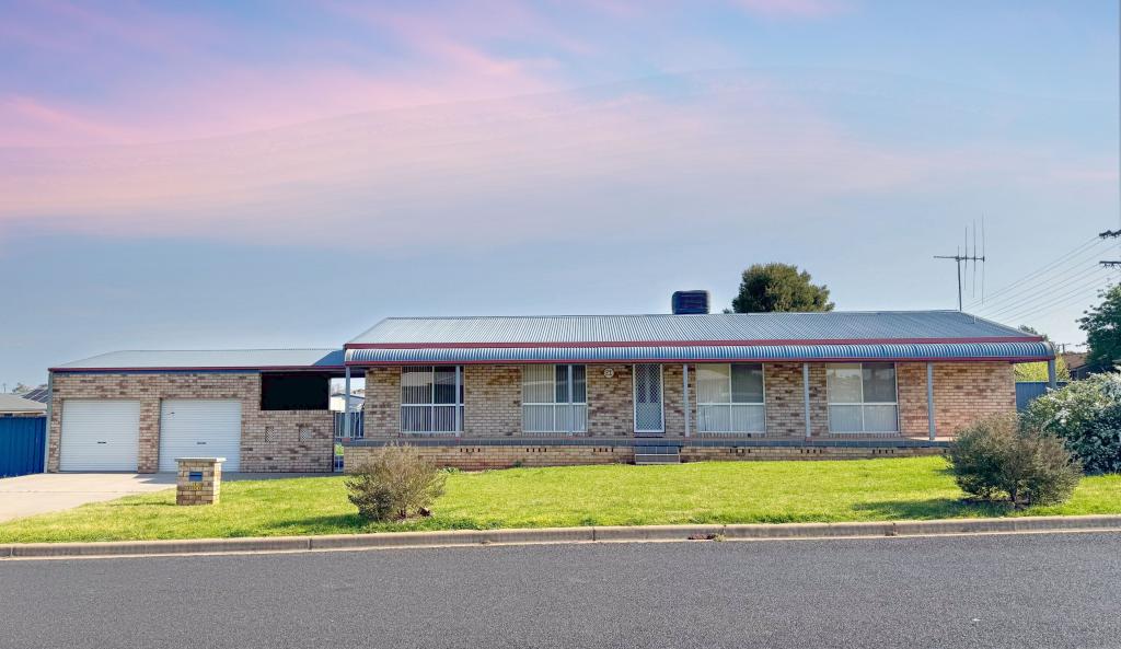 21 Koala St, Parkes, NSW 2870