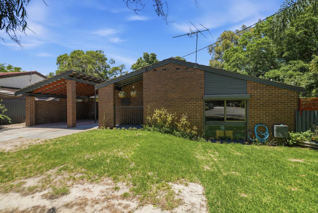 5 Mahonia Way, Forrestfield, WA 6058