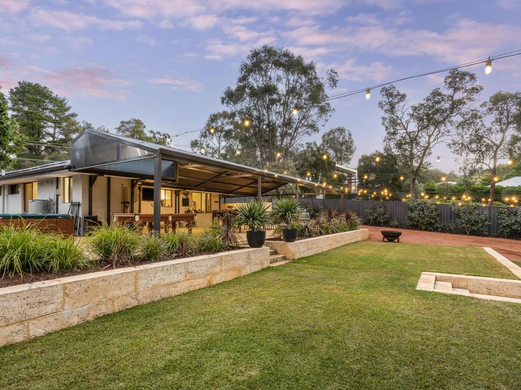 37 Marnie Rd, Glen Forrest, WA 6071