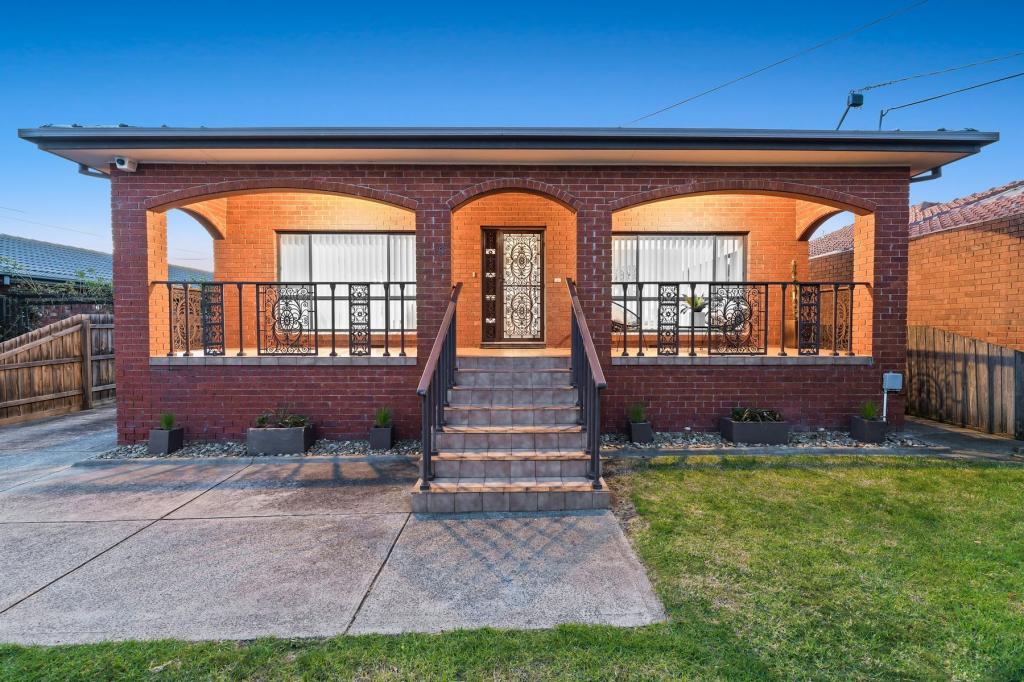 18 Cabinda Dr, Keysborough, VIC 3173