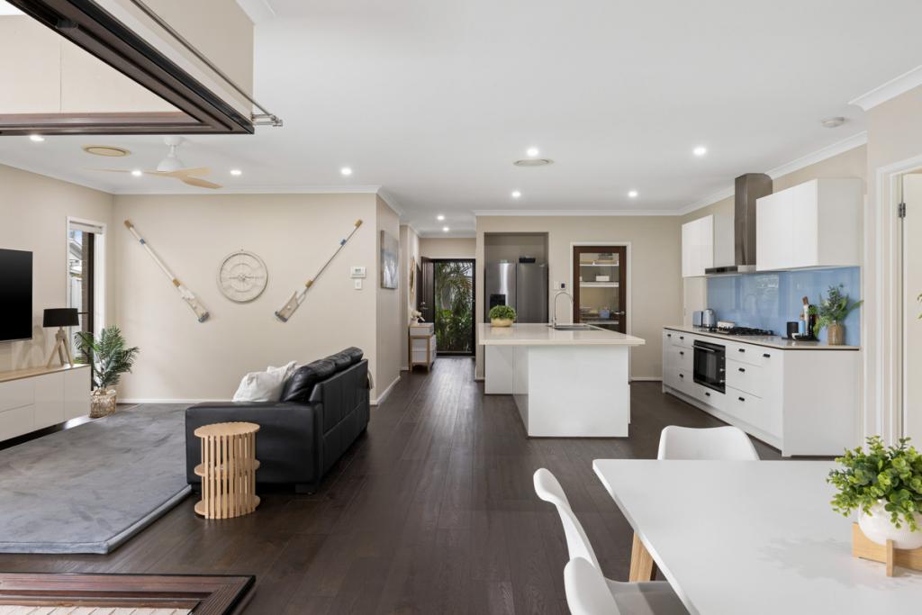 18 Teal St, Caloundra West, QLD 4551