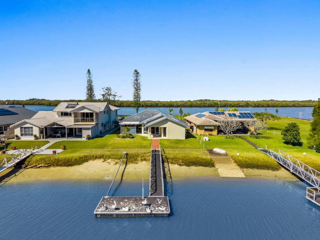 151 Riverside Dr, West Ballina, NSW 2478
