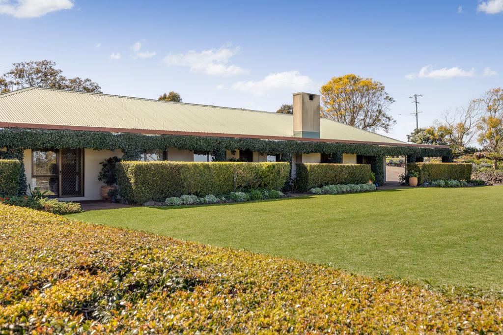 52 Charker St, Darling Heights, QLD 4350
