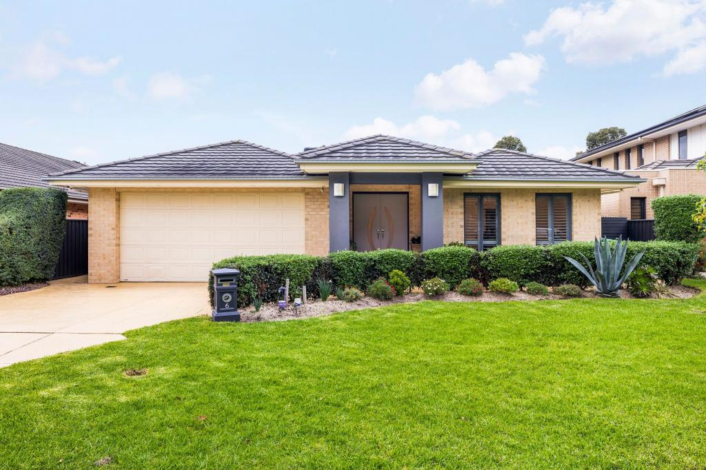 6 NIBLICK CCT, SANDHURST, VIC 3977