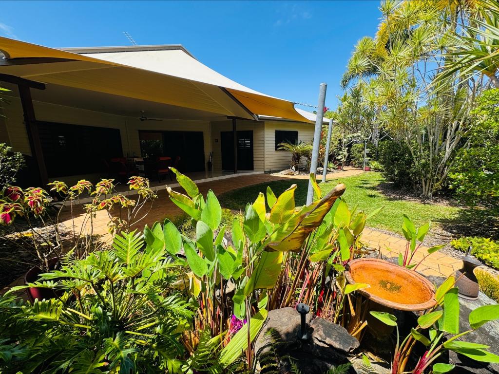 1/24 Voyager St, South Mission Beach, QLD 4852