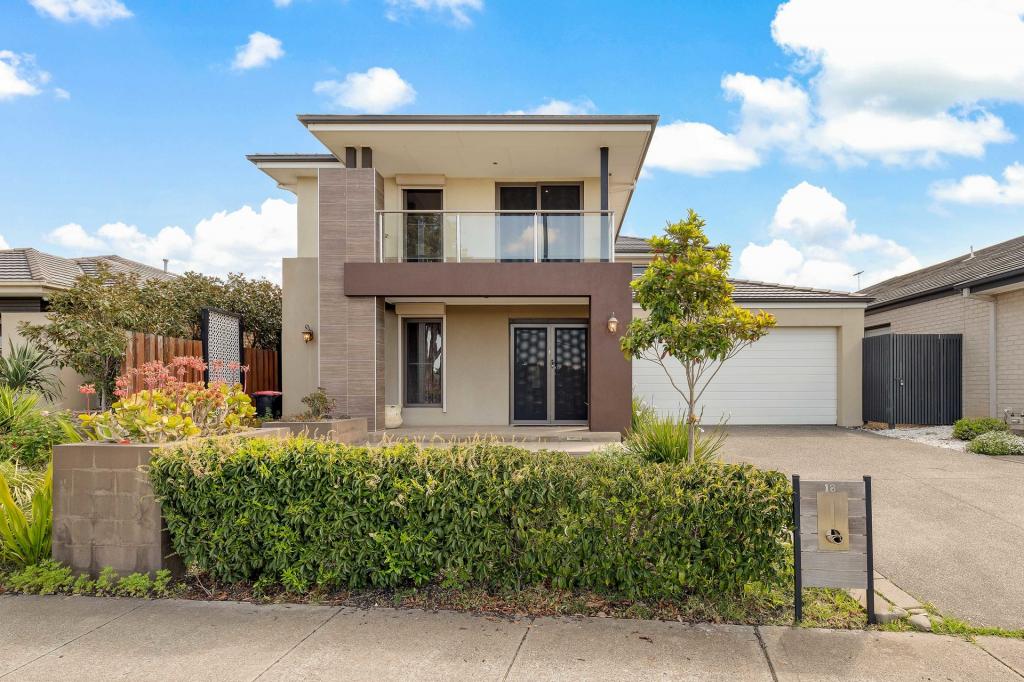 18 ASPIRE BVD, FRASER RISE, VIC 3336